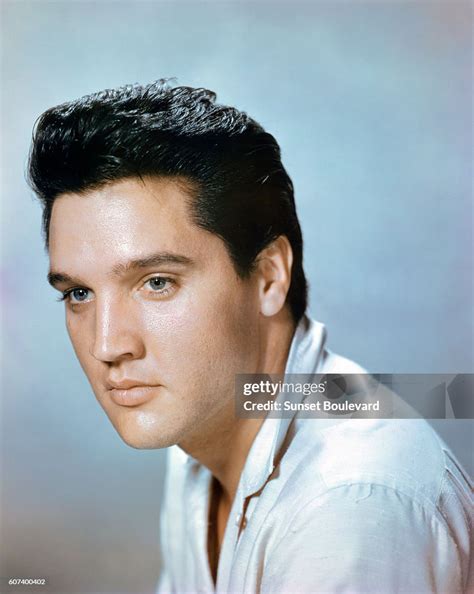 Elvis Presley Promoting The Movie Flaming Star Photo Dactualité