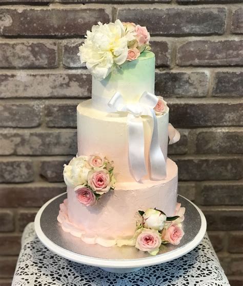 Pink And Mint With Fresh Blooms Ombre Wedding Cake Wedding Cakes