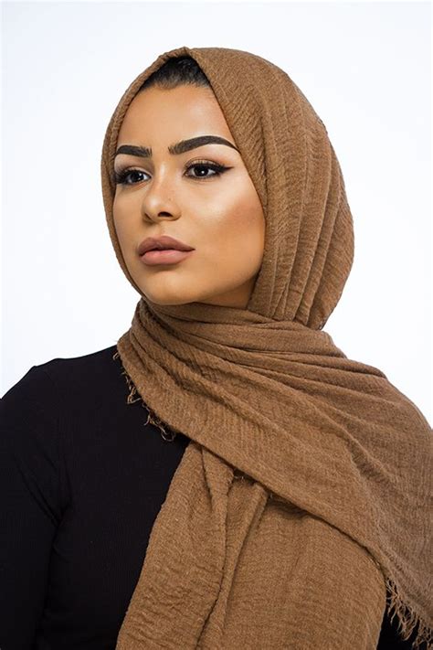 Inspiring your daily fashion style be stylist, chic & beauty. Pin on Hijabi