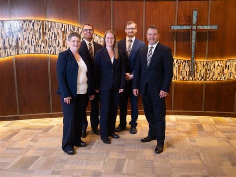 Wright Funeral Home and Cremation Service | Moorhead, MN