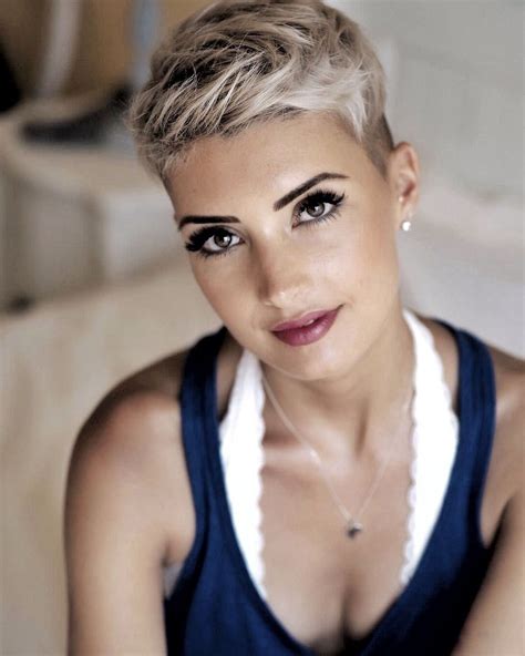 Edgy Short Haircuts For White Hair These Will Be The 10 Biggest Hair