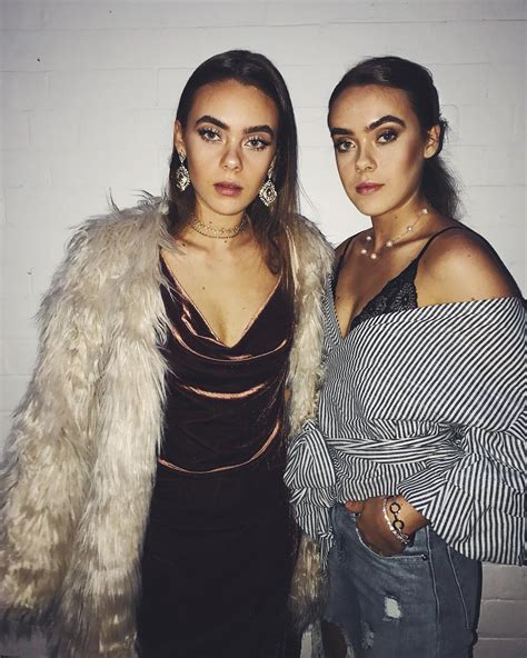 Mescia Twins Instagram 2 Satiny