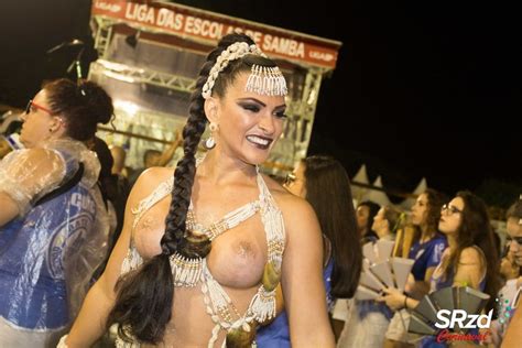 Carnaval O Que N O Faltou Foram Peitos E Aqui Est A Melhor