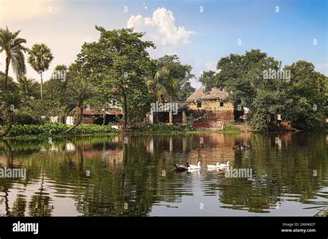 Huts In Village In Rural Hi Res Stock Photography And Images Alamy