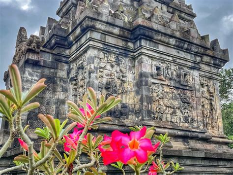 Mendut And Pawon Temple Villa Borobudur Resort