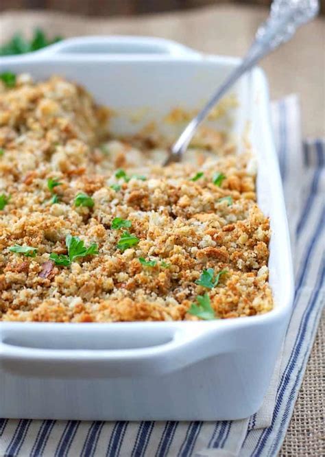 Everybody understands the stuggle of getting dinner on the table after a long day. Chicken and Stuffing Casserole - The Seasoned Mom