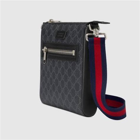 Sacoche bandoulière holster sac homme toile noire. GG Supreme small messenger bag - Gucci Men's Messengers ...