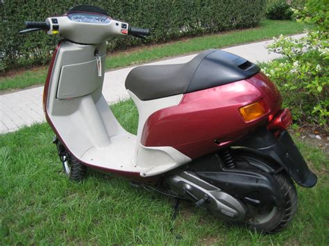 Check out their videos, sign up to chat, and join their community. Piaggio SKR - Verkaufe Diverses - GSF - Das Vespa ...