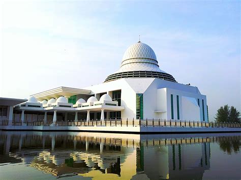 Sesungguhnya di dalam surga terdapat sebuah dan untuk menentukan waktu berakhirnya sholat dhuha, rosulullah sholallahu alaihi wassalam. Kuconteng Diari: Tempoh Habis Waktu Solat Sunat Dhuha