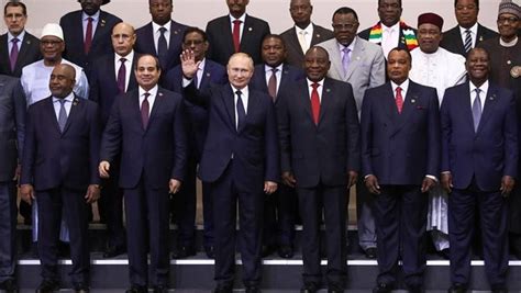 بينهم 17 رئيسا روسيا تؤكد مشاركة 49 دولة في القمة الأفريقية الروسية