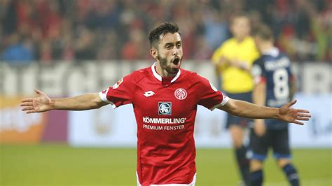 Yunus Malli Spielt Künftig Für Die Türkei Eurosport