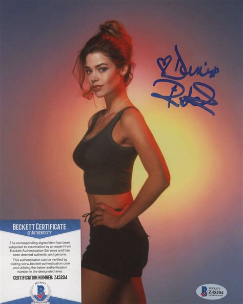 Denise Richards Signed James Bond The World Is Not Enough 8x10 Photo