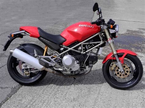Elrectanguloenlamano Ducati Monster 25 Years Of A Landmark Design
