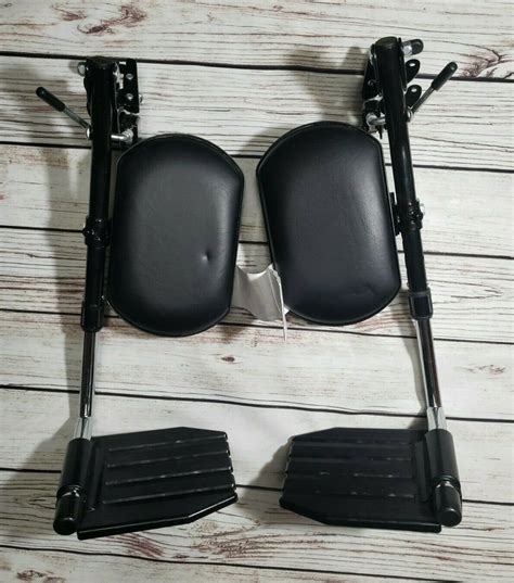 Invacare Wheelchair Right And Left Replacement Padded Elevating Foot Rest