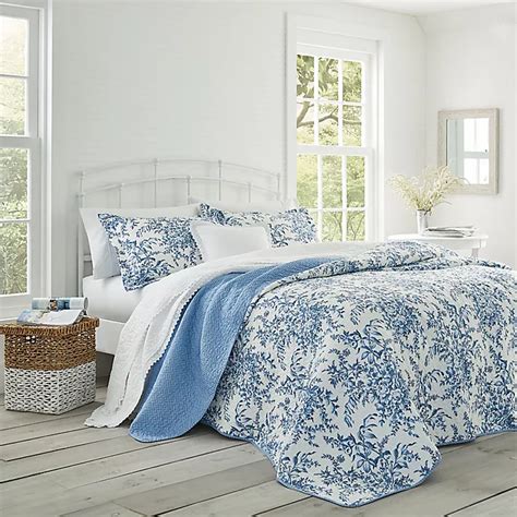 Laura Ashley Bedford 3 Piece Reversible Quilt Set Bed Bath And Beyond