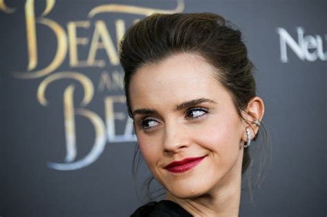 This Emma Watson Doppelgänger Could Even Fool Dumbledore Glamour