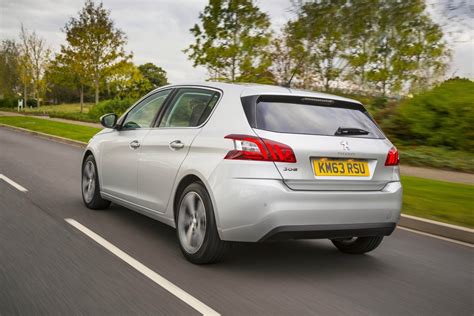 The 308 replaced the 307 for the 2008 model year. Peugeot 308 Feline e-HDi 115 | Eurekar