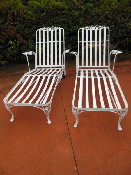 This outstanding chair set provides a delightful modern twist to your outdoor decor, allowing you breezy comfort and effortless lounging. Garden Antiques | Vintage patio furniture, Vintage patio ...