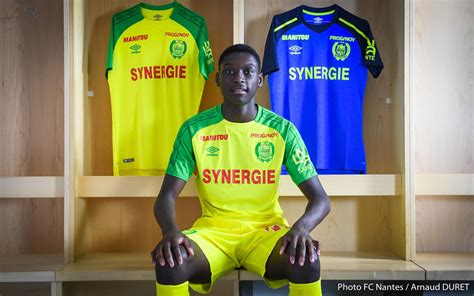 Fc nantes sieht regeln verletzt eintracht frankfurt droht klage: Mercato Nantes : Kolo Muani a rempilé jusqu'en 2022 (Officiel)