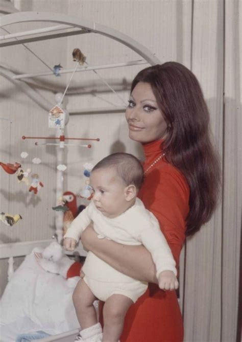 Lovely Photos Of Sophia Loren At Home In Italy With Her Son Carlo Ponti