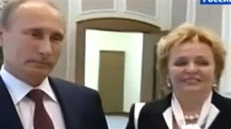 Putins Wife Steps Out Of The Shadows To Bid Him Farewell