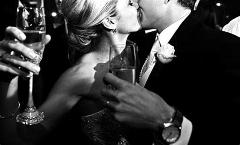 Pin By Francesca On One Day Wedding With Images New Years Eve Kiss