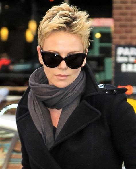 Charlize Therons Short Pixie Bob And Ultra Short Hair Styles 2021 2022