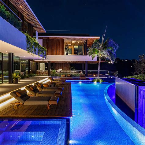 One Of The Biggest Homes In The Hollywood Hills Sells For 355 Million