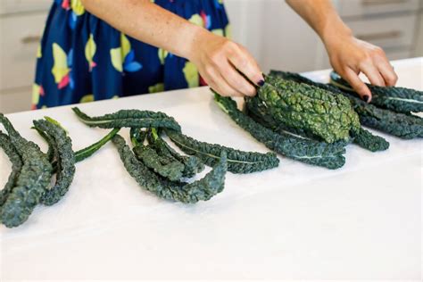 How To Wash And Store Leafy Greens The Lemon Bowl