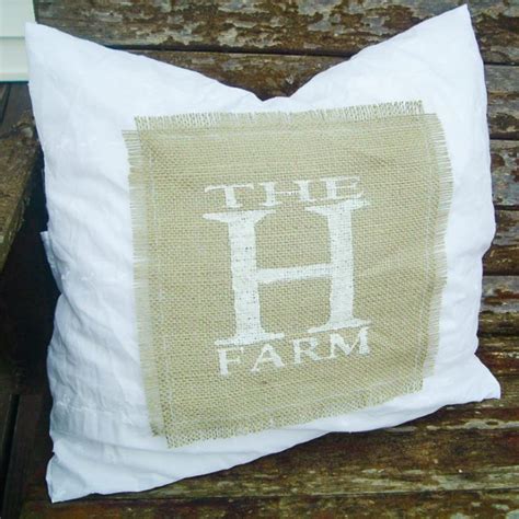 Diy Pillow Covers With Burlap And Lace Angie Holden The Country Chic