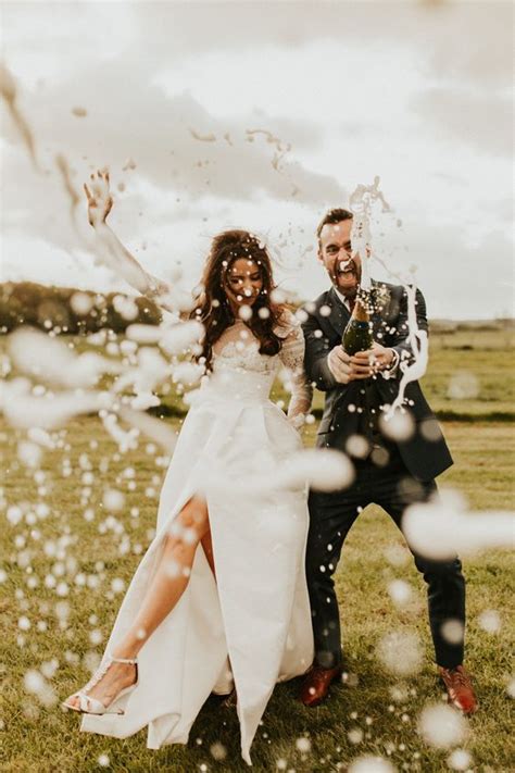 Fun Wedding Couple Photo Ideas