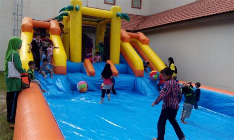 Inflatables are among the most popular items in the booming us amusement rental and for a relatively small investment, you can start your own business renting inflatable jumpers, inflatable. Inflatables bouncing castle Malaysia Rental: rental ...