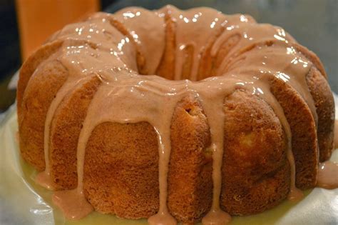For ore of paula's lightened recipes, check out her book, paula deen cuts the fat. Cinnamon Glazed Sour Cream #Apple Bundt #Cake by #Paula ...