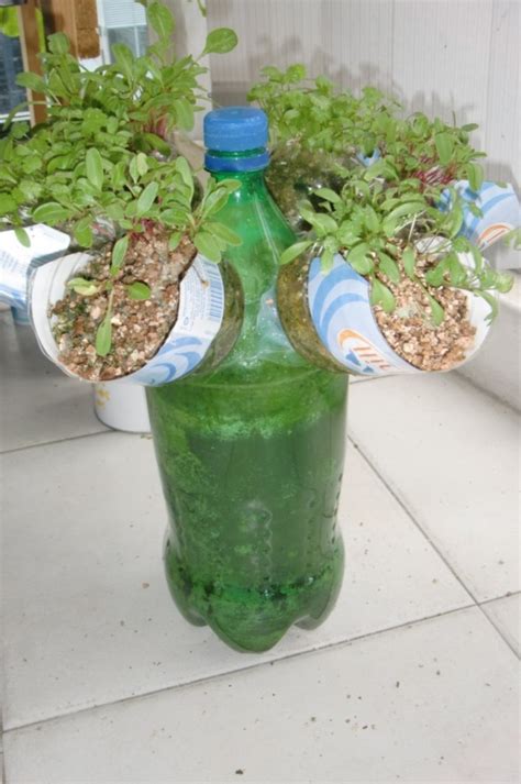 40 Brilliant Plastic Bottle Garden Ideas