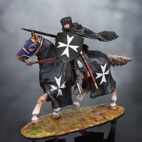 Knight Figurine Hospitaller 132 Scale Toy Medieval Cavalry Soldier
