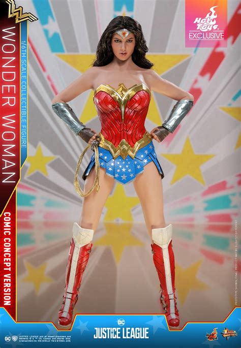 Inspired by the comic art in the early days, hot toys is delighted to present today the 1/6th scale wonder woman (comic concept version) collectible. Hot Toys - MMS506 -《正義聯盟》神力女超人 (漫畫概念版) Wonder Woman (Comic ...