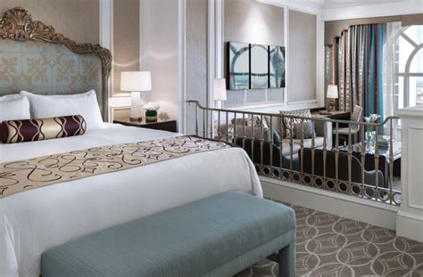 Luxury King Suite At Venezia Tower Las Vegas Suites