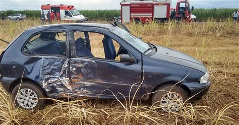 G1 Jovem Morre Após Carro Bater Contra Poste Em Lençóis Paulista