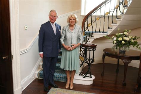 Król Karol Iii Nie Przeprowadzi Się Do Pałacu Buckingham Gdzie Zamieszka Z Królową Konsortą