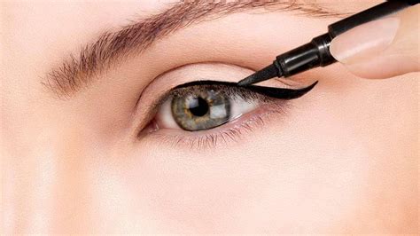 Trending Eyeliner Styles And Ideas Anyone Can Do Lor Al Paris