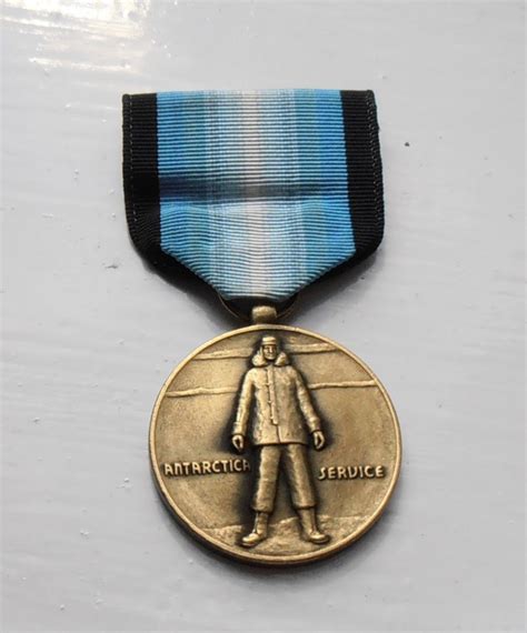 Antarctica Service Medal United States Of America Gentlemans