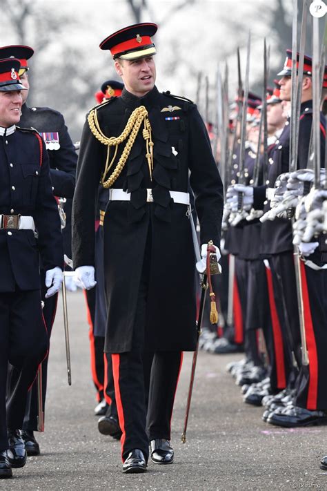 Le Prince William Participe à La Sovereigns Parade à Lacadémie