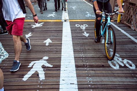 Psicotécnicos Cómo Circular Con Seguridad En Bicicleta Por La Ciudad Centro Médico Gran Vía