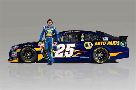 Weekend on fox вид спорта: Chase Elliot and his #25 Cup car! March 2015 | Nascar ...