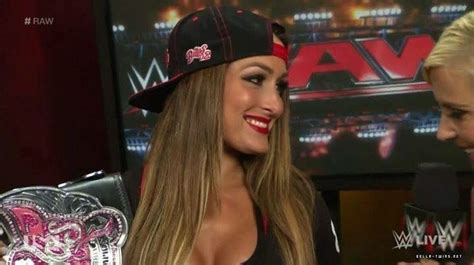 Nikki Bella Is Still Divas Champion Wrestling Amino