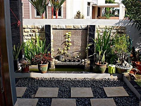 Inilah contoh desain rumah minimalis dengan batu alam batu alam via batualam.co.id. Memilih Batu Alam Pintar Untuk Ornamen Aksesoris Rumah ...