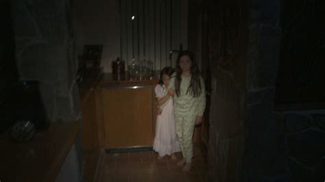 Paranormal Activity 3 - Film 2011 - Scary-Movies.de