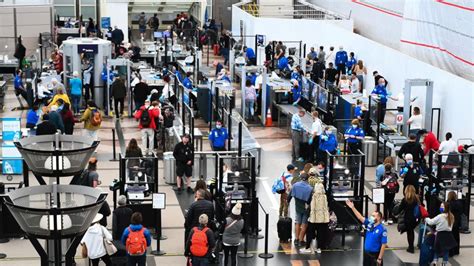 Deadline For Real Id Extended Giving Us Air Travelers A Reprieve Cnn