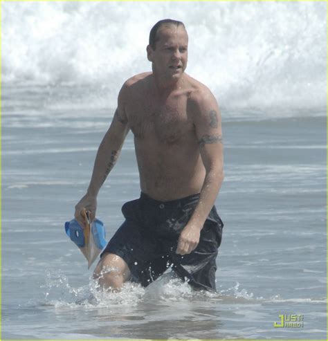 Kiefer Sutherland Is Shirtless Photo Photos Just Jared Celebrity News And Gossip