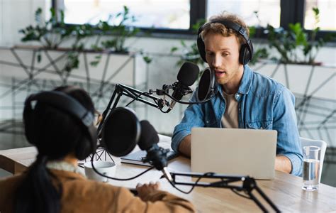 Top 10 Things All Beginner Podcasters Should Know Before And After Launch